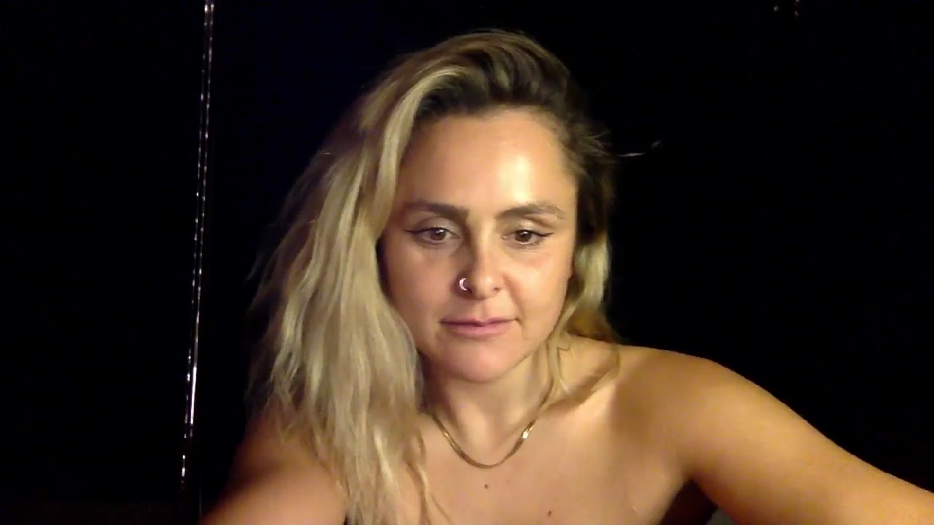 Gallery image thumbnail from dumptruckdaph's myfreecams stream on, 11/07/2024, 03:45 image 8 of 20