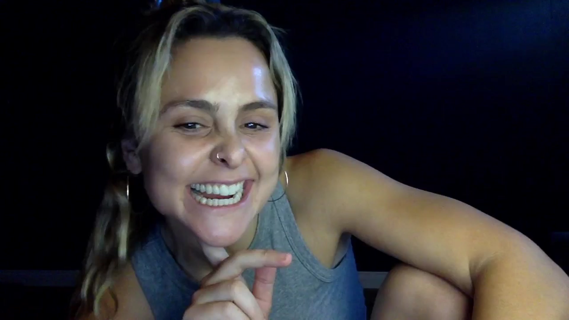 Gallery image thumbnail from dumptruckdaph's myfreecams stream on, 11/08/2024, 24:26 image 2 of 20
