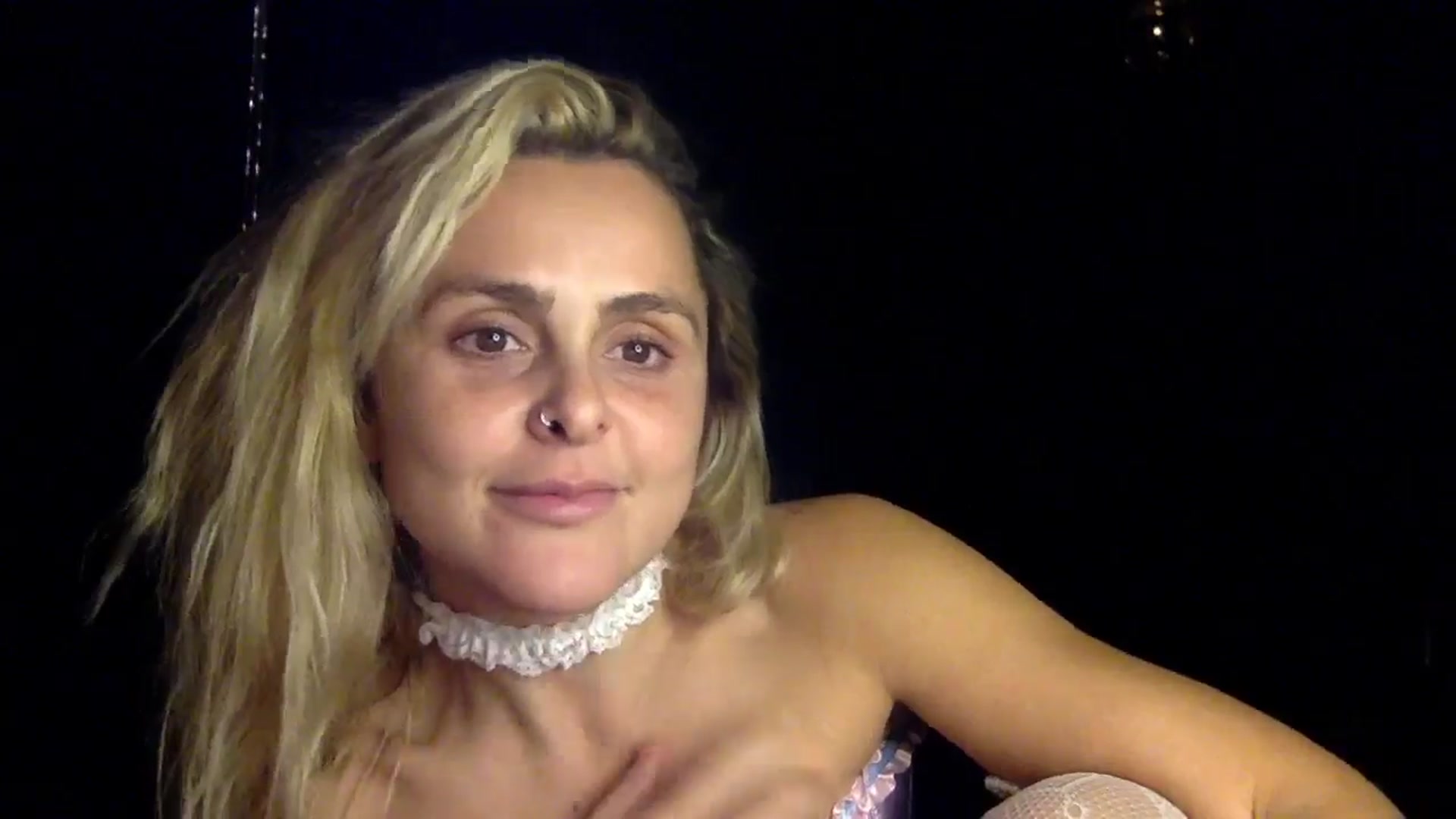 Gallery image thumbnail from dumptruckdaph's myfreecams stream on, 11/20/2024, 02:37 image 18 of 20