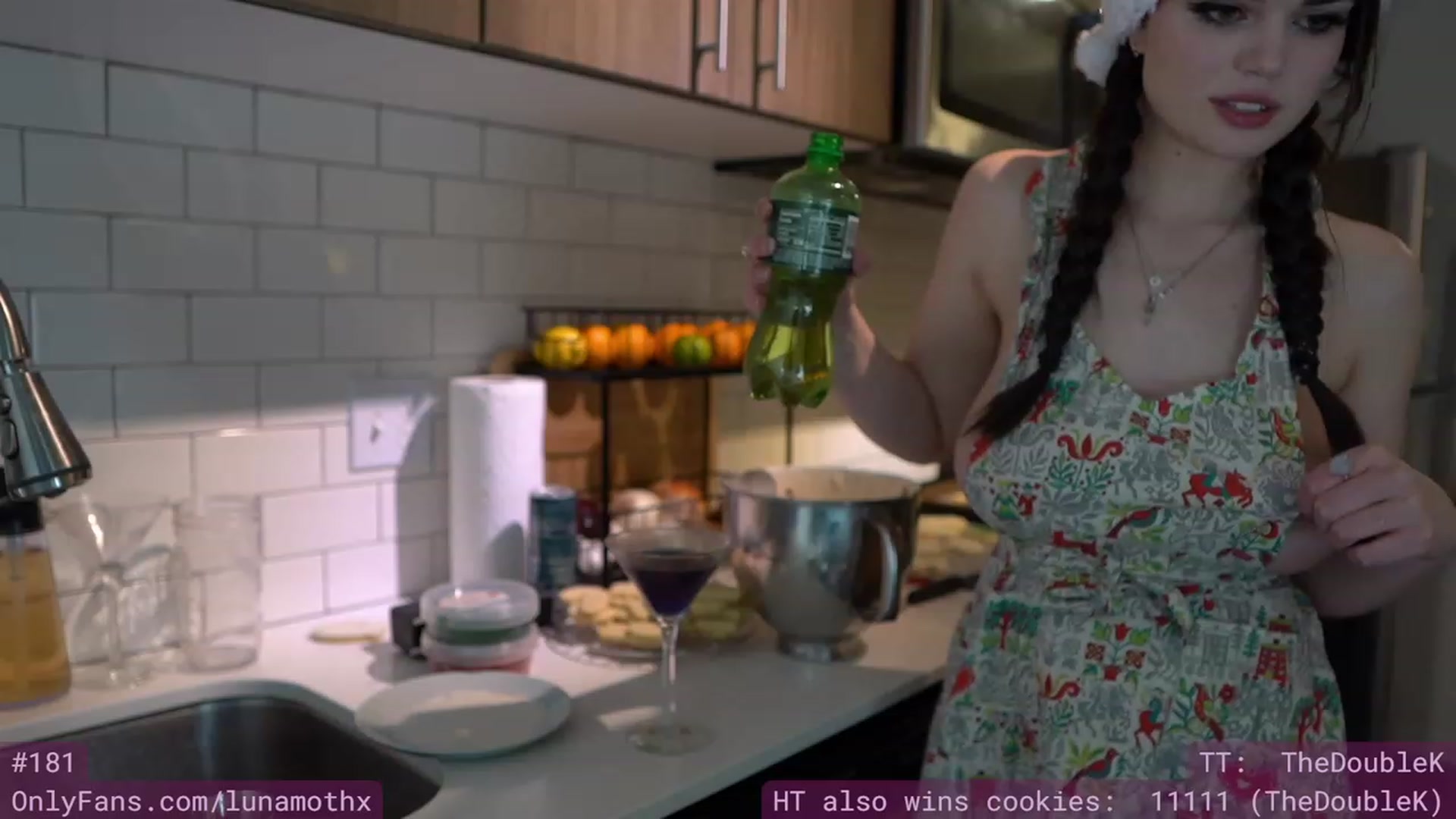 Gallery image thumbnail from eThot's myfreecams stream on, 12/23/2022, 10:28 image 7 of 20