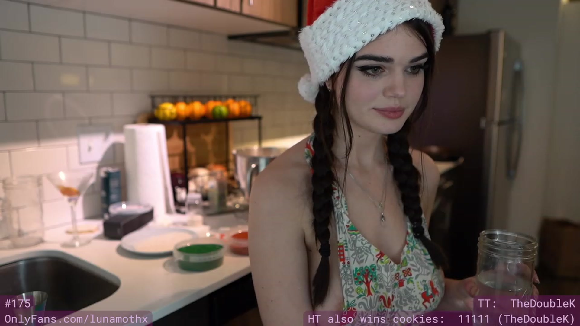 Gallery image thumbnail from eThot's myfreecams stream on, 12/23/2022, 10:28 image 18 of 20