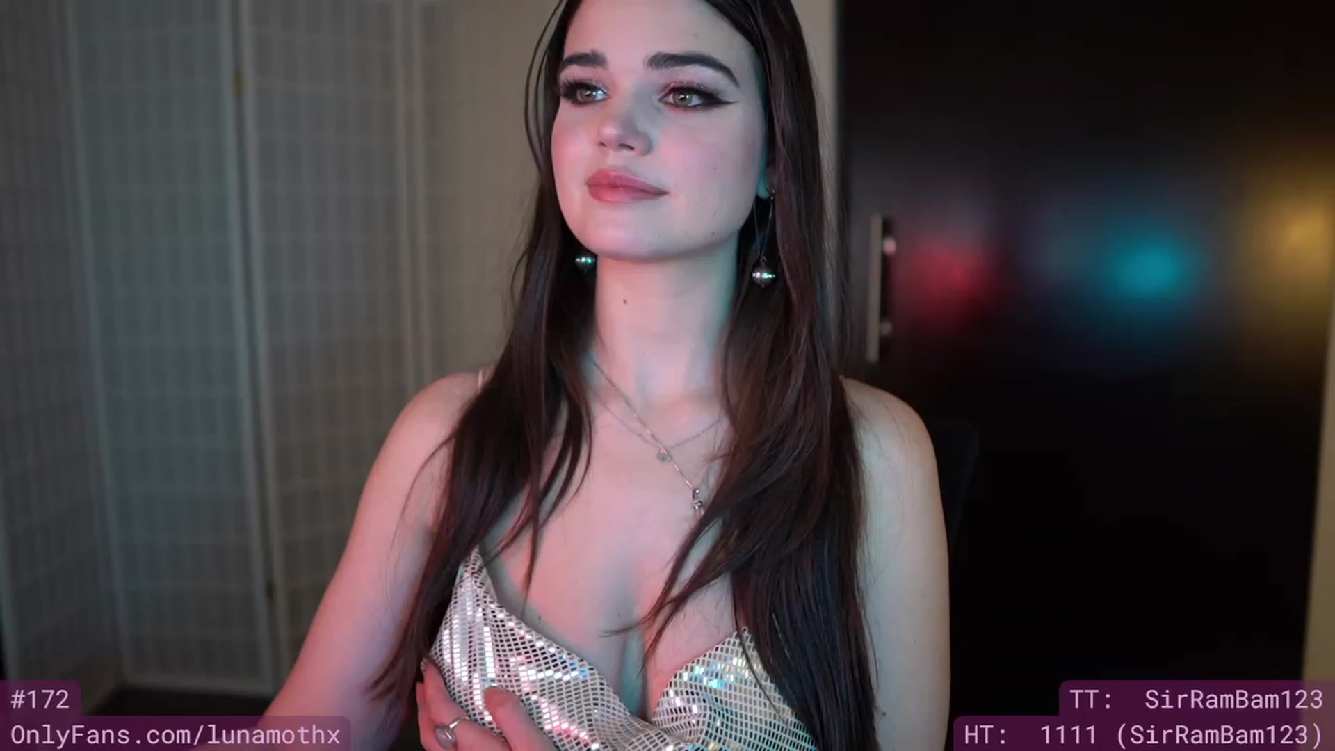 Gallery image thumbnail from eThot's myfreecams stream on, 01/01/2023, 06:22 image 19 of 20