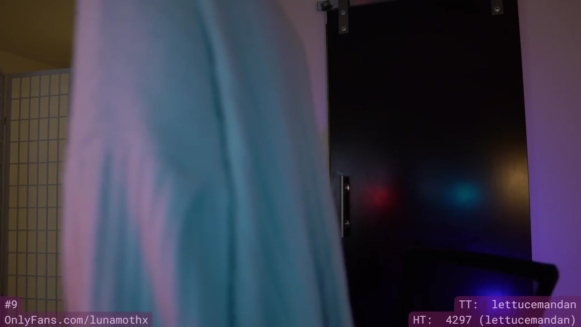 Gallery image thumbnail from eThot's myfreecams stream on, 01/03/2023, 10:50 image 20 of 20
