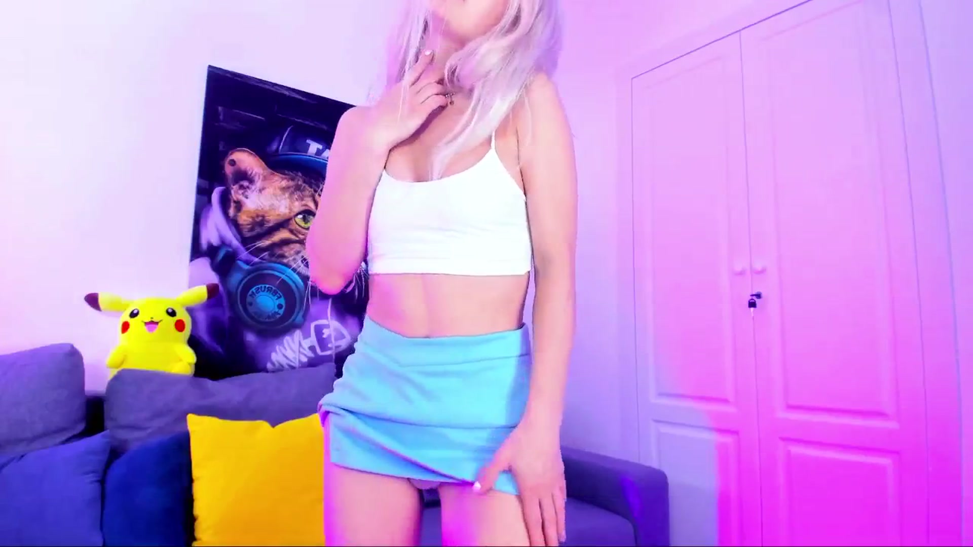 Gallery image thumbnail from e_69_s's myfreecams stream on, 07/02/2025, 05:25 image 8 of 20