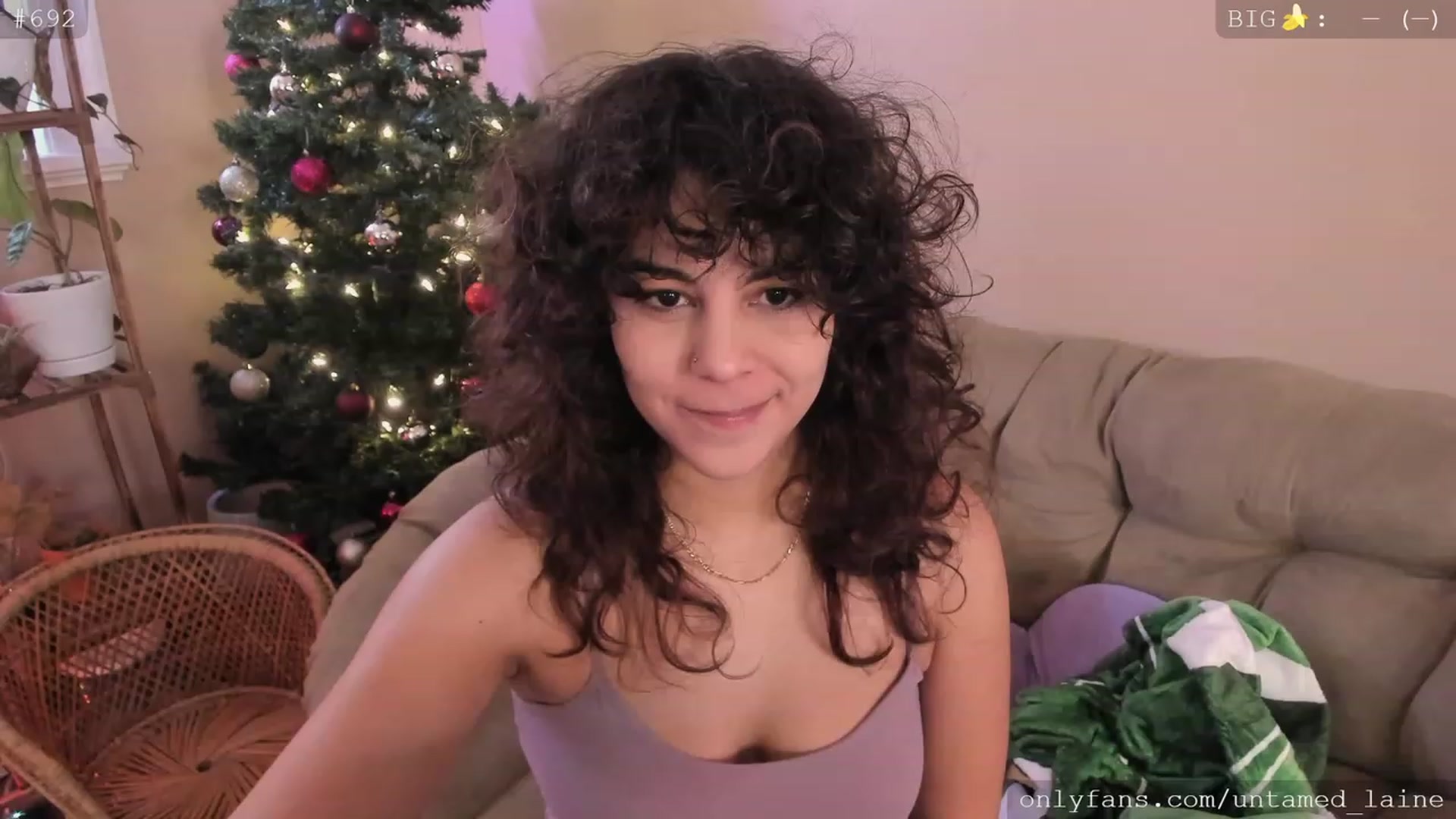 Gallery image thumbnail from e_laine's myfreecams stream on, 12/15/2022, 21:04 image 1 of 20