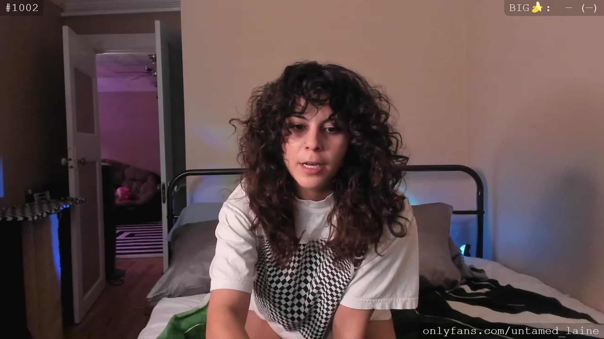Gallery image thumbnail from e_laine's myfreecams stream on, 01/27/2023, 03:29 image 2 of 20