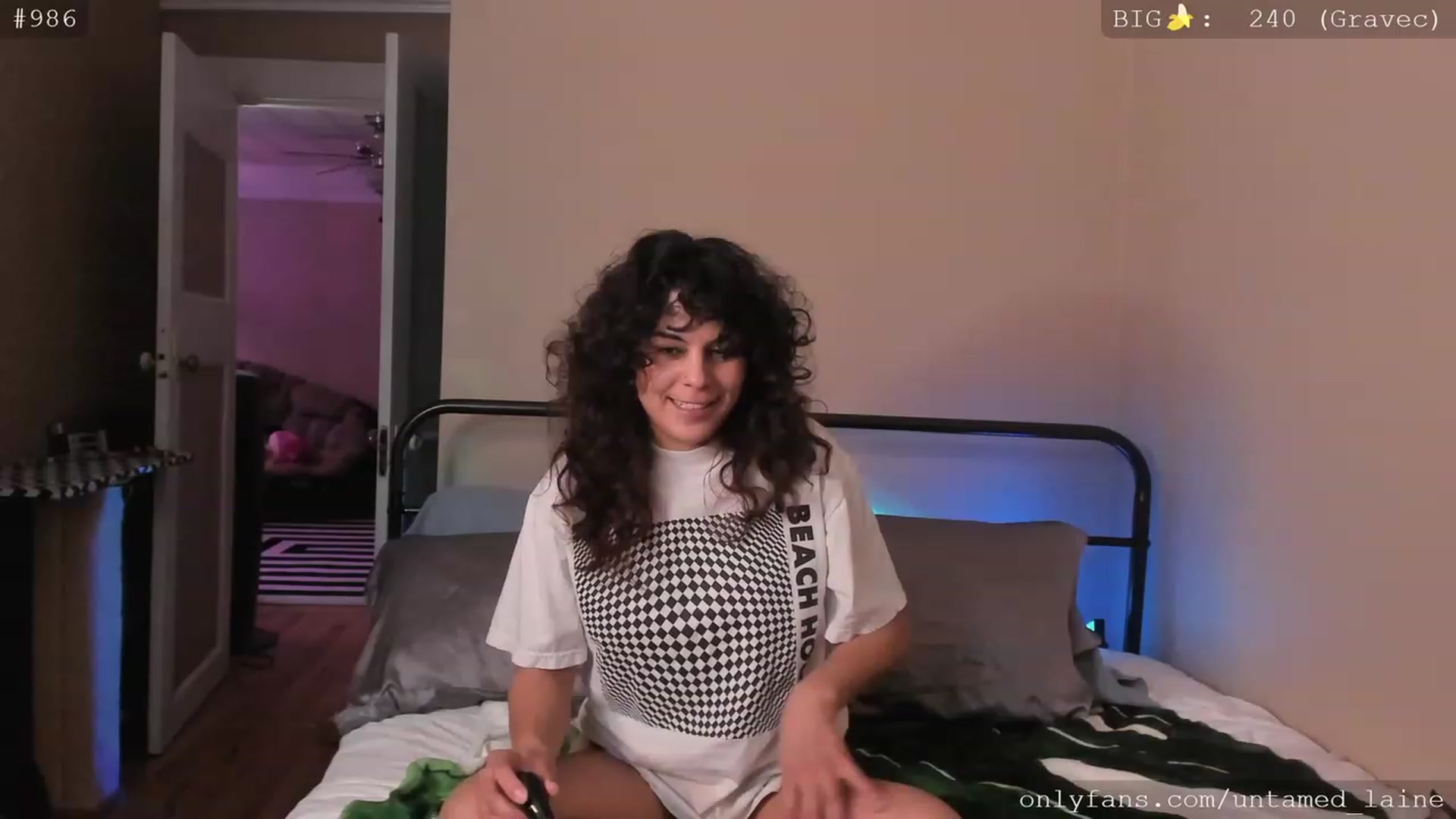 Gallery image thumbnail from e_laine's myfreecams stream on, 01/27/2023, 03:29 image 10 of 20