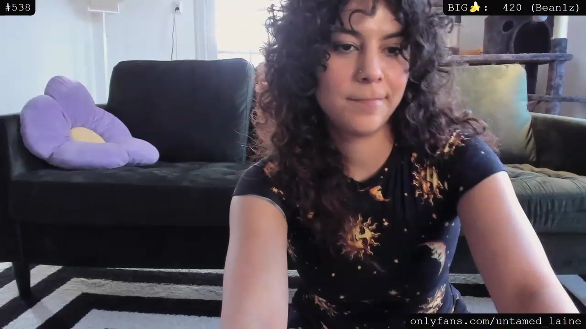 Gallery image thumbnail from e_laine's myfreecams stream on, 04/19/2023, 01:55 image 6 of 20