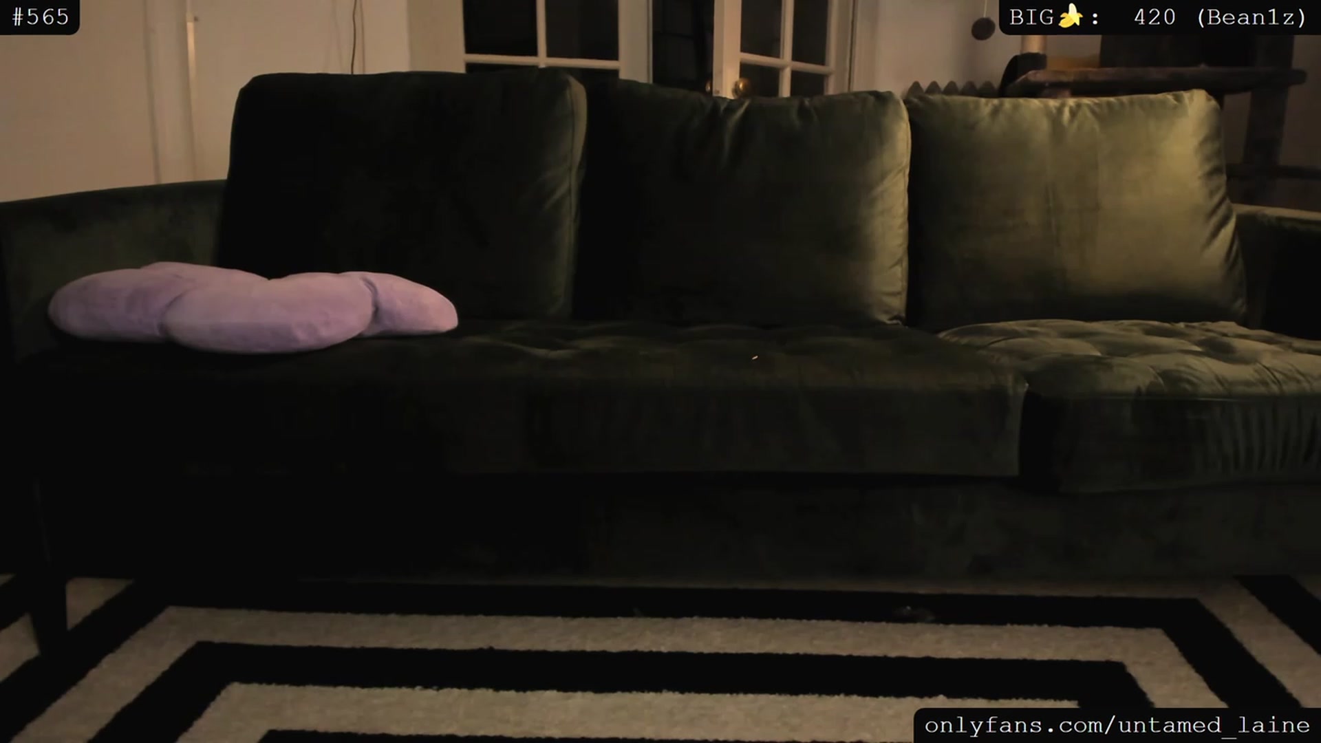 Gallery image thumbnail from e_laine's myfreecams stream on, 04/27/2023, 03:45 image 15 of 20