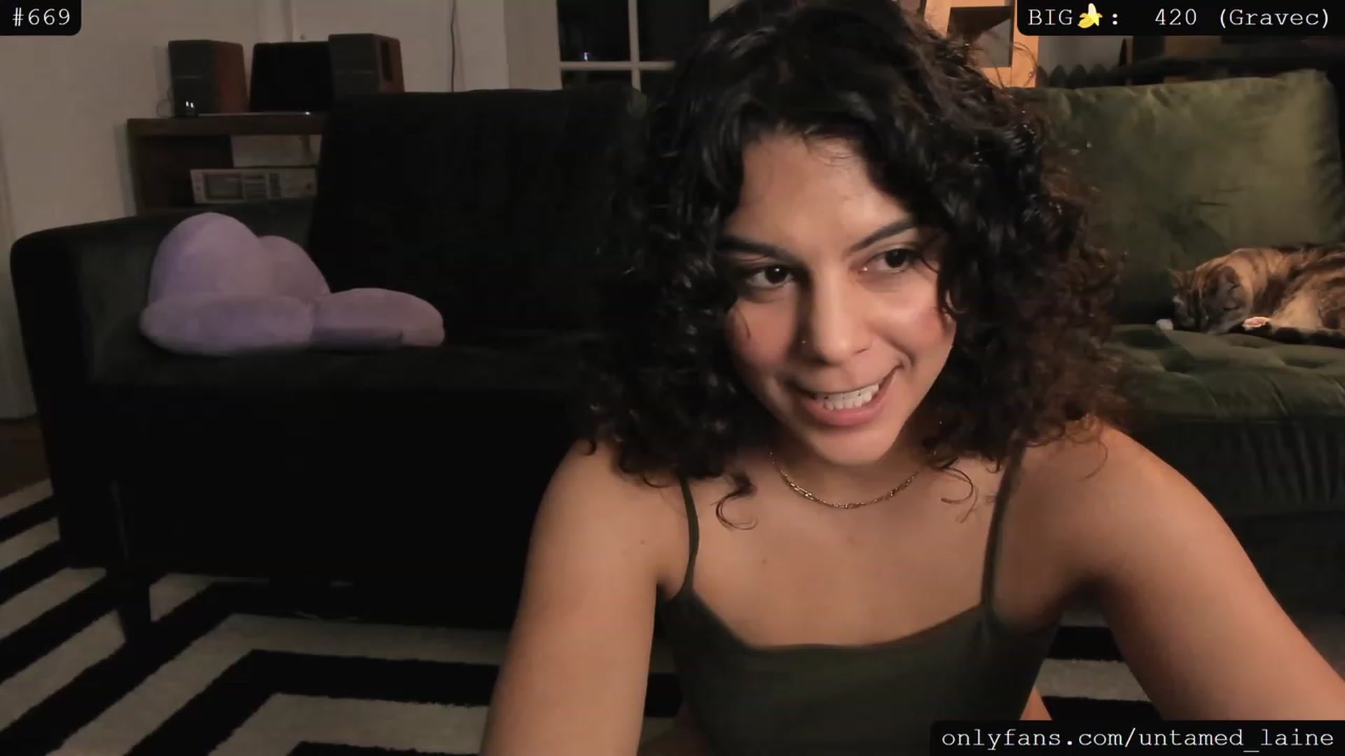 Gallery image thumbnail from e_laine's myfreecams stream on, 05/01/2023, 04:06 image 15 of 20