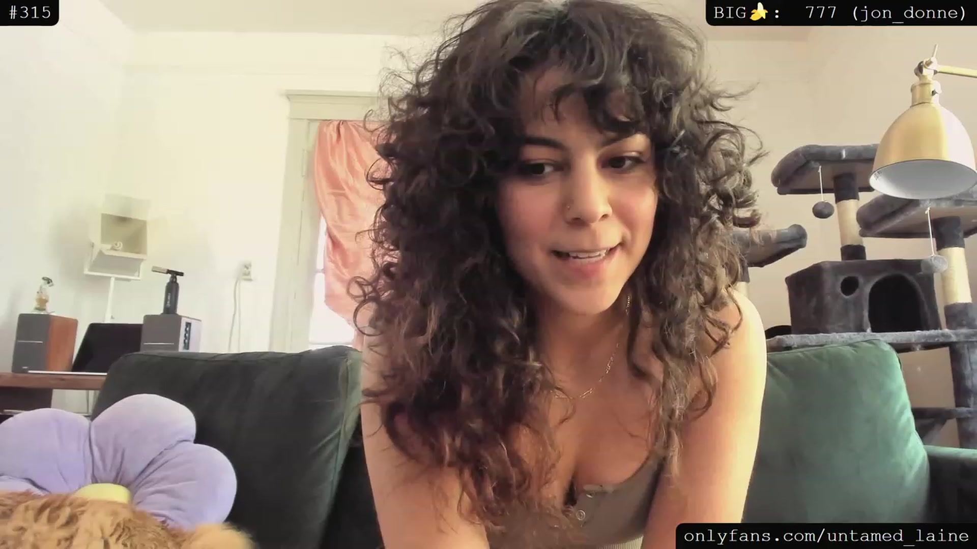 Gallery image thumbnail from e_laine's myfreecams stream on, 05/25/2023, 17:45 image 10 of 20