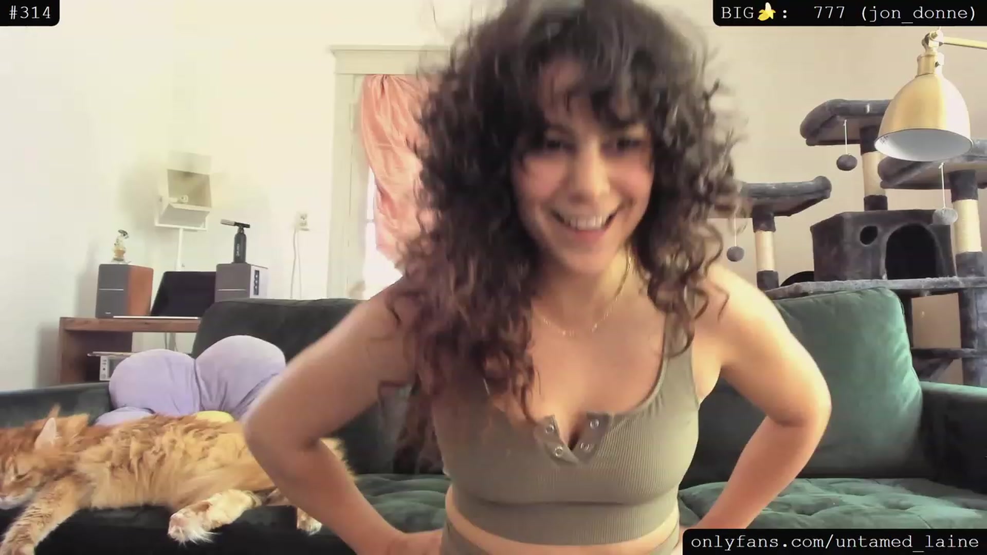 Gallery image thumbnail from e_laine's myfreecams stream on, 05/25/2023, 17:45 image 13 of 20