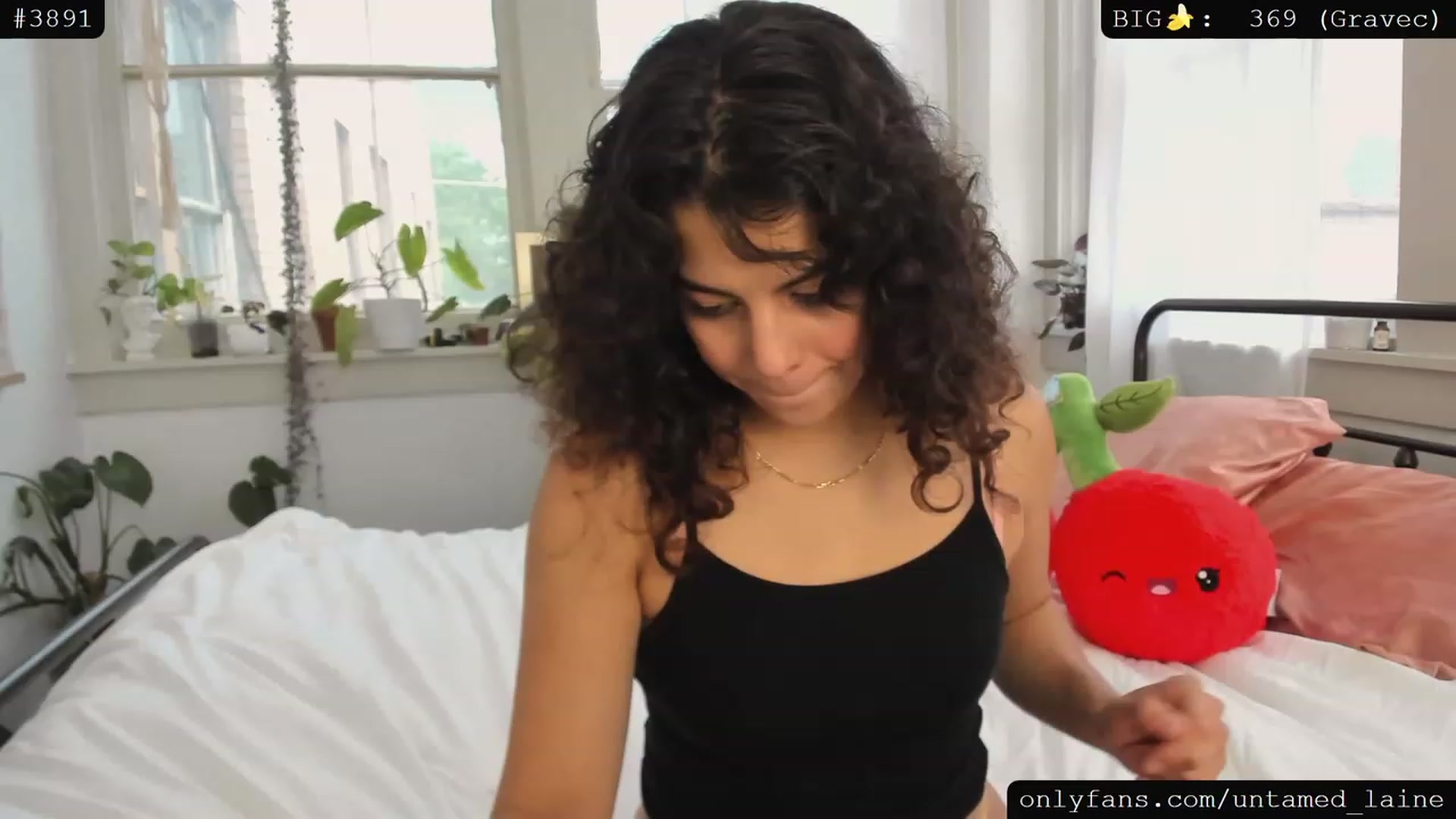 Gallery image thumbnail from e_laine's myfreecams stream on, 07/08/2023, 02:57 image 1 of 20