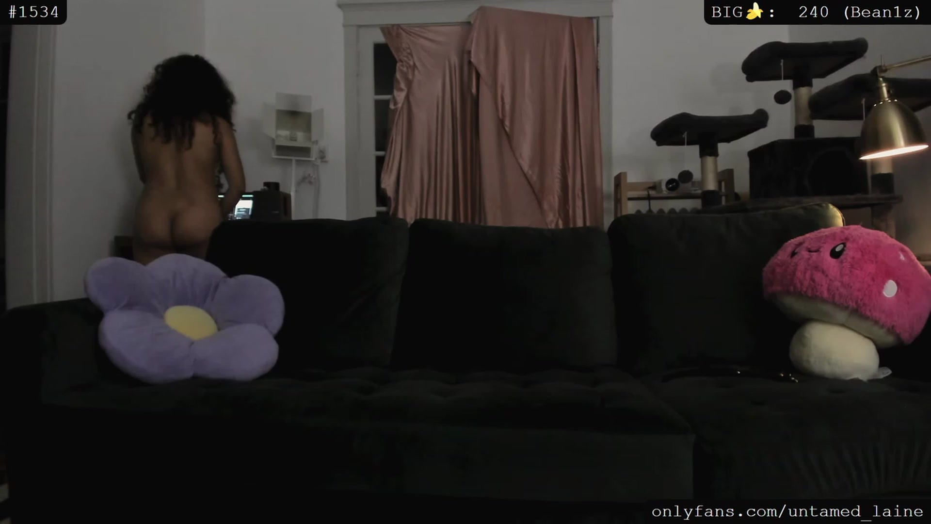 Gallery image thumbnail from e_laine's myfreecams stream on, 07/20/2023, 03:44 image 18 of 20