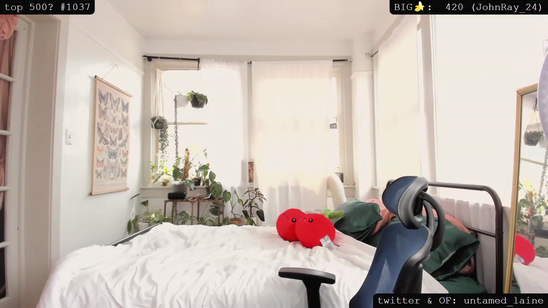 Gallery image thumbnail from e_laine's myfreecams stream on, 08/08/2023, 20:25 image 11 of 20