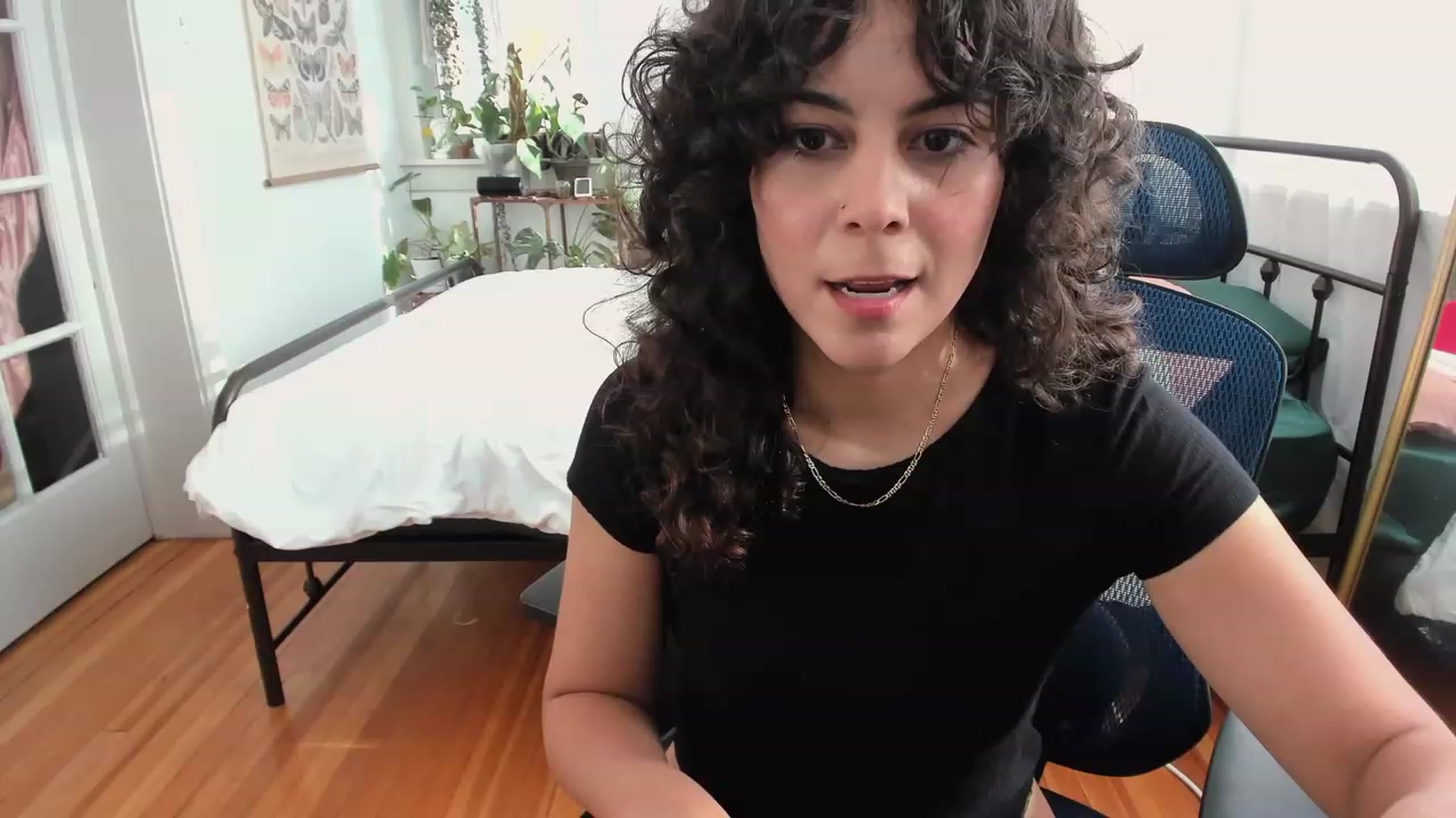 Gallery image thumbnail from e_laine's myfreecams stream on, 08/10/2023, 01:13 image 4 of 20