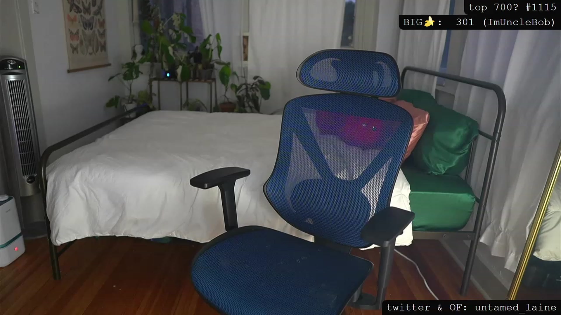 Gallery image thumbnail from e_laine's myfreecams stream on, 09/28/2023, 02:38 image 3 of 20