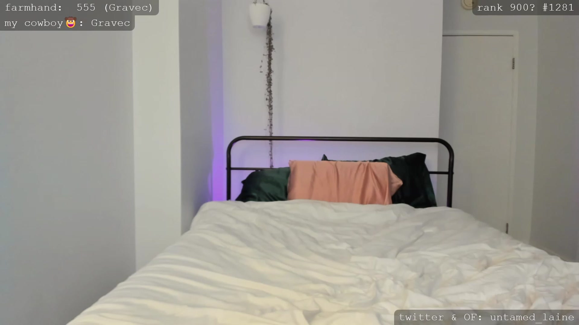 Gallery image thumbnail from e_laine's myfreecams stream on, 11/30/2023, 01:49 image 13 of 20