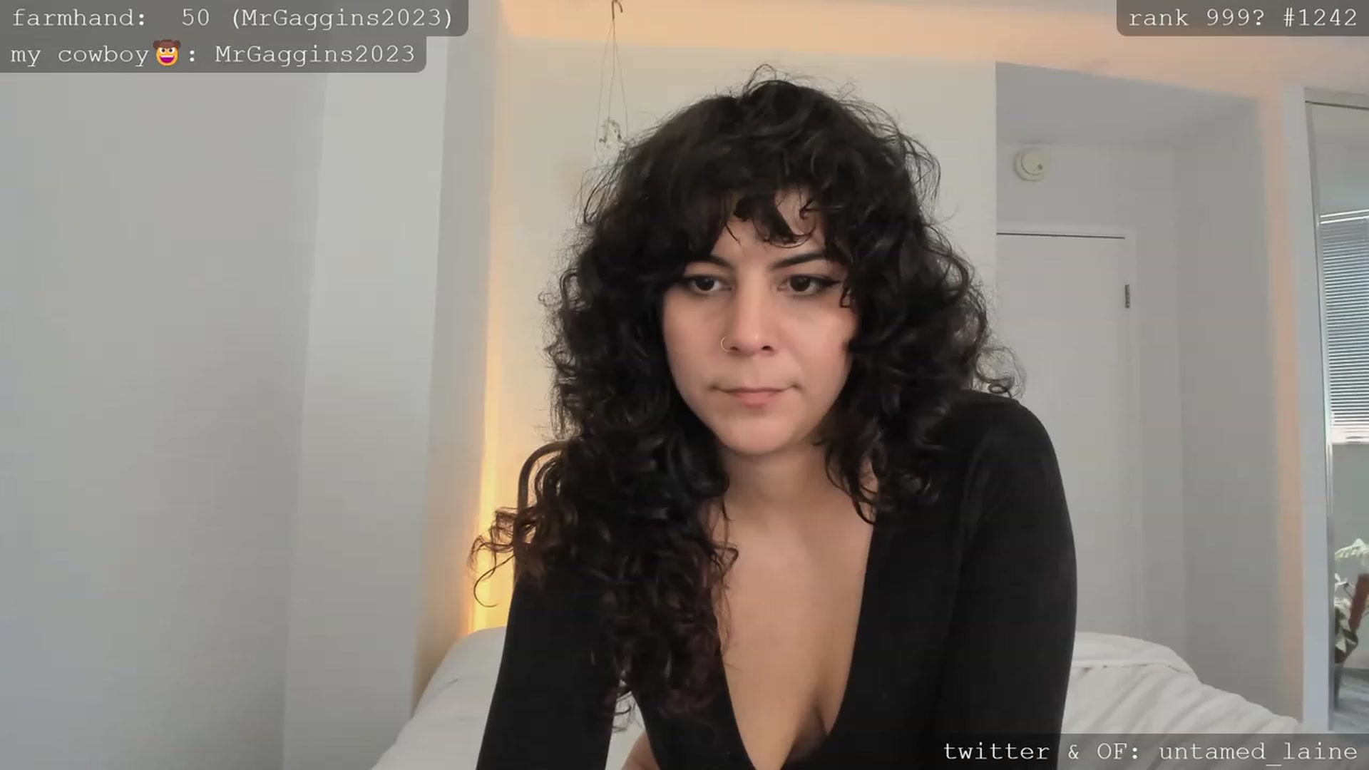 Gallery image thumbnail from e_laine's myfreecams stream on, 12/13/2023, 20:21 image 19 of 20