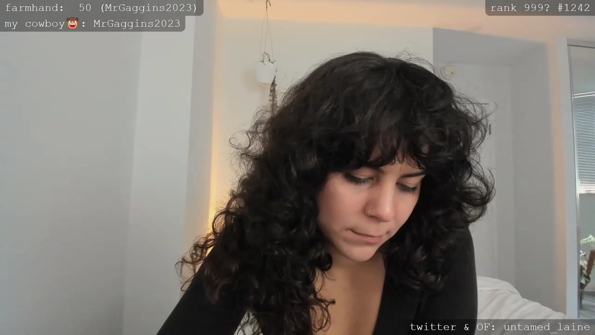 Gallery image thumbnail from e_laine's myfreecams stream on, 12/13/2023, 20:21 image 18 of 20