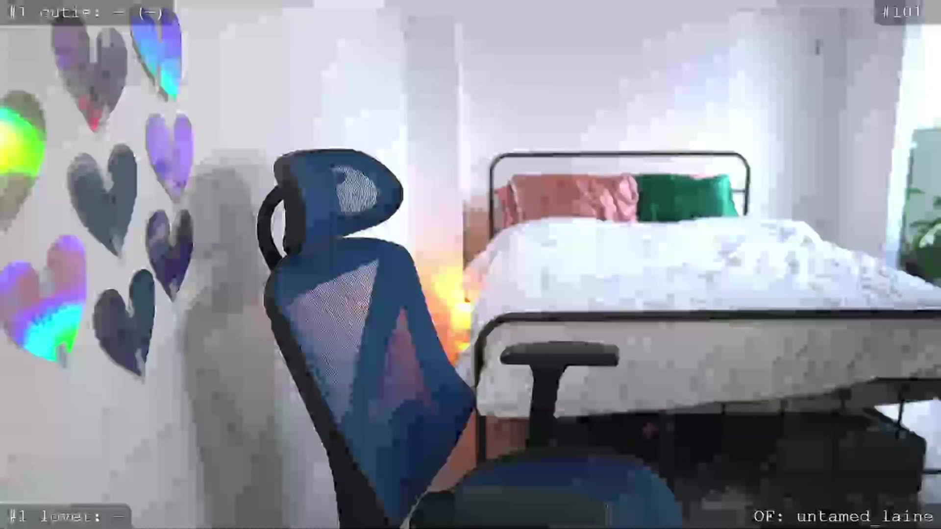 Gallery image thumbnail from e_laine's myfreecams stream on, 02/27/2024, 23:05 image 10 of 20