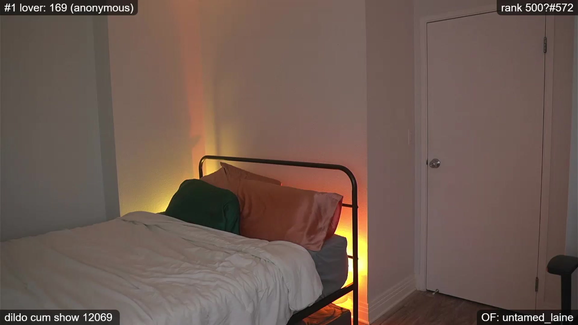 Gallery image thumbnail from e_laine's myfreecams stream on, 03/13/2024, 23:58 image 10 of 20