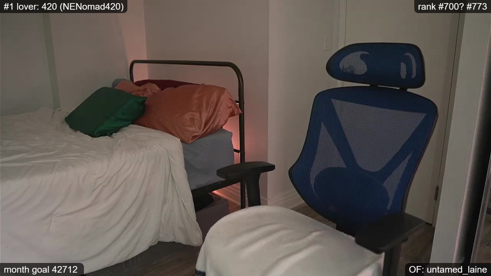 Gallery image thumbnail from e_laine's myfreecams stream on, 04/28/2024, 23:50 image 11 of 20