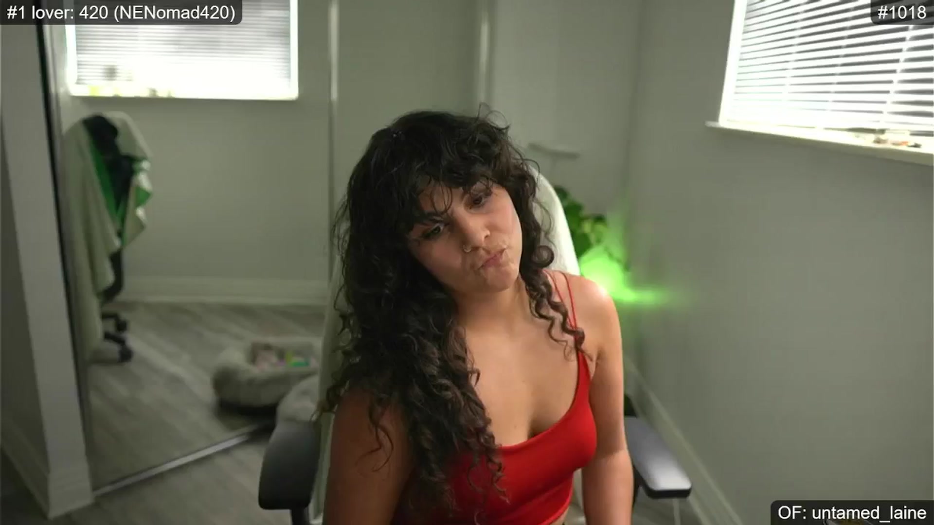 Gallery image thumbnail from e_laine's myfreecams stream on, 06/11/2024, 24:32 image 20 of 20