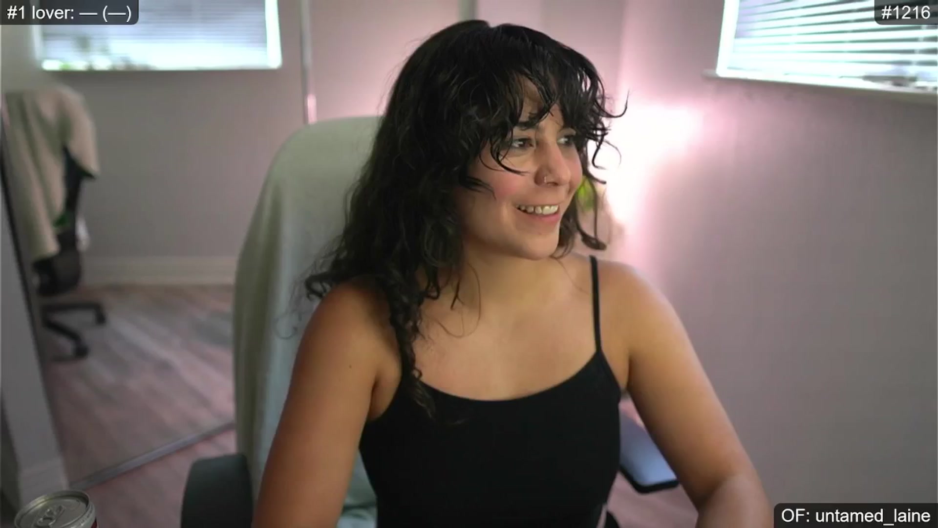 Gallery image thumbnail from e_laine's myfreecams stream on, 06/14/2024, 15:47 image 1 of 20
