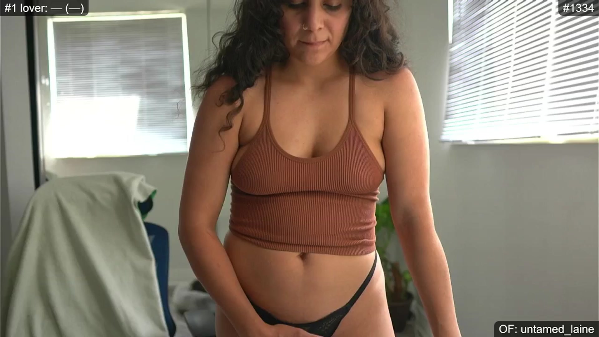 Gallery image thumbnail from e_laine's myfreecams stream on, 06/15/2024, 21:31 image 19 of 20