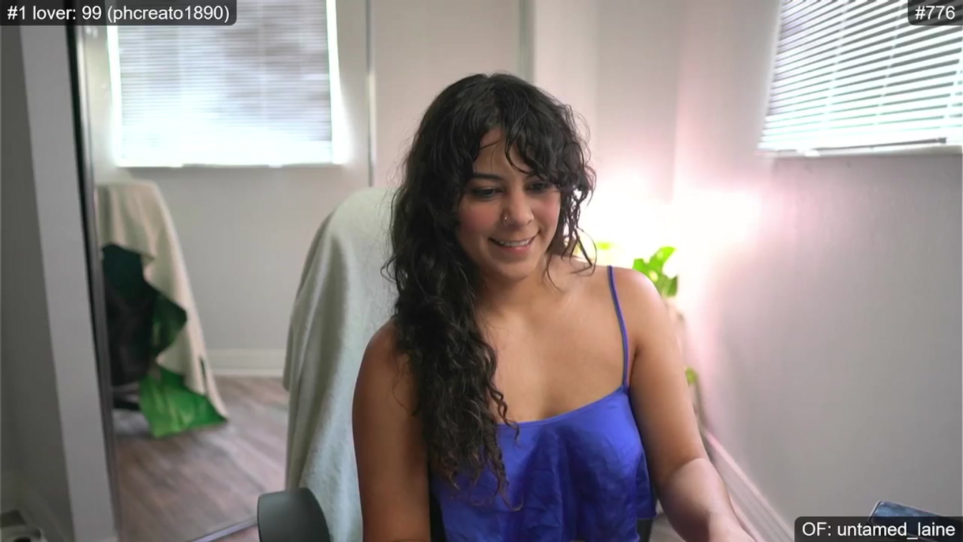 Gallery image thumbnail from e_laine's myfreecams stream on, 06/16/2024, 20:33 image 19 of 20