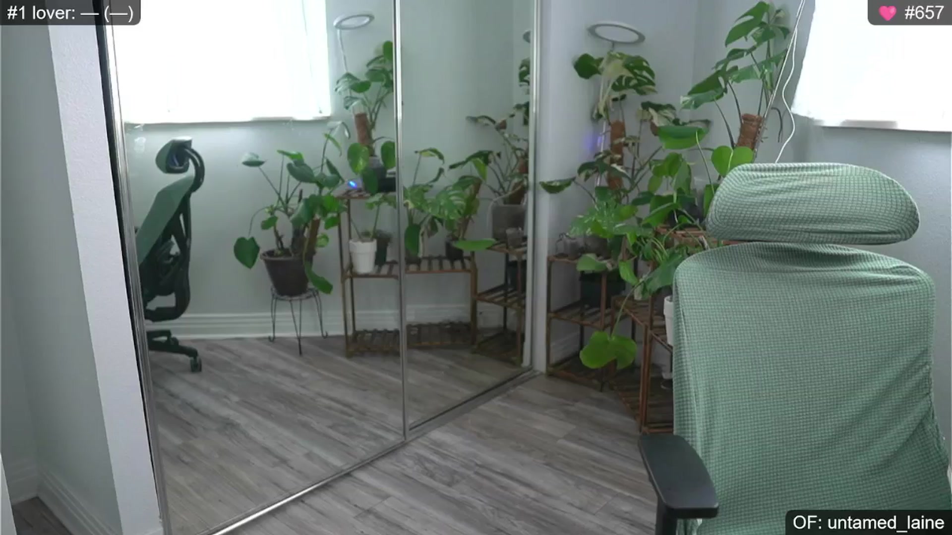 Gallery image thumbnail from e_laine's myfreecams stream on, 07/25/2024, 22:24 image 1 of 20