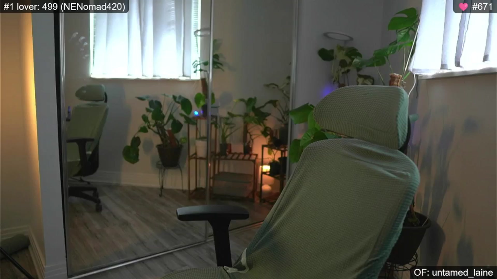 Gallery image thumbnail from e_laine's myfreecams stream on, 08/10/2024, 01:08 image 5 of 20