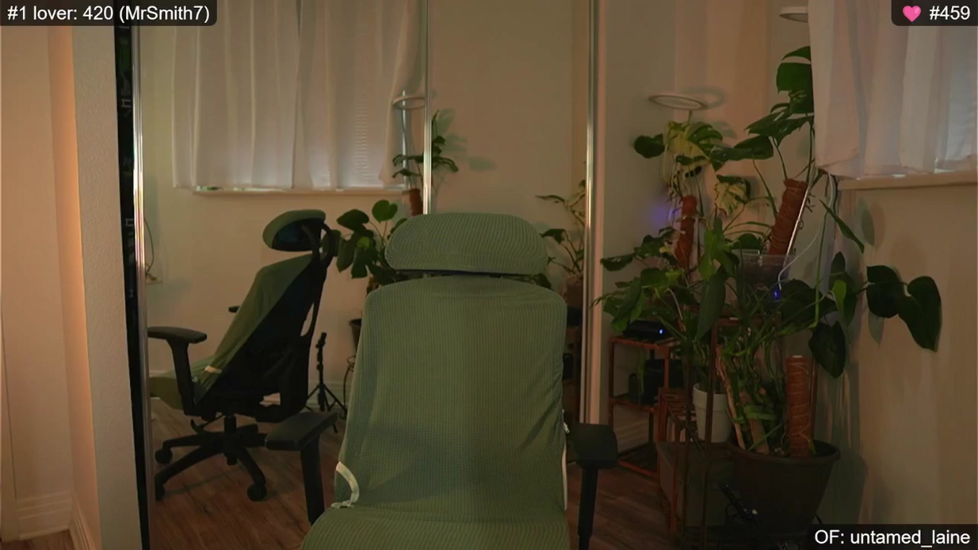 Gallery image thumbnail from e_laine's myfreecams stream on, 08/23/2024, 24:49 image 2 of 20