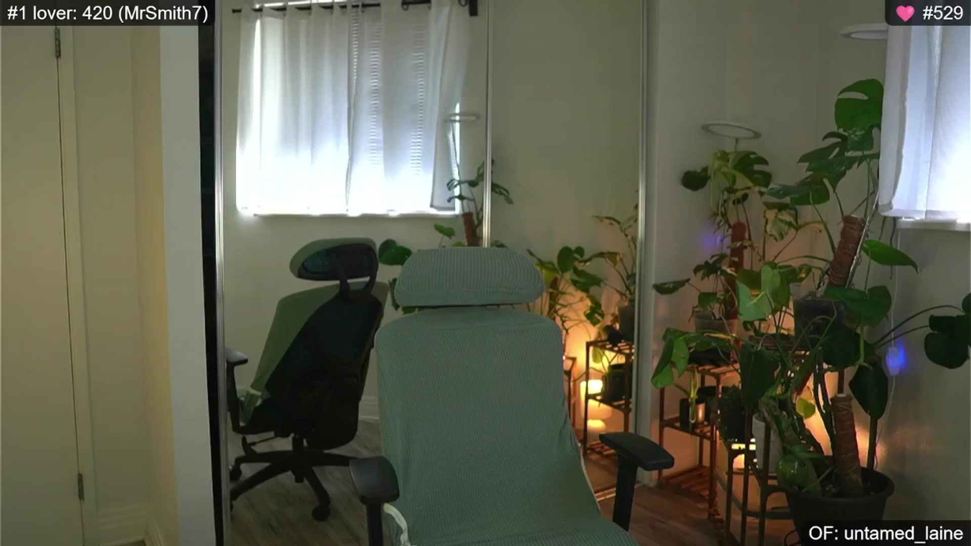 Gallery image thumbnail from e_laine's myfreecams stream on, 08/30/2024, 01:31 image 5 of 20