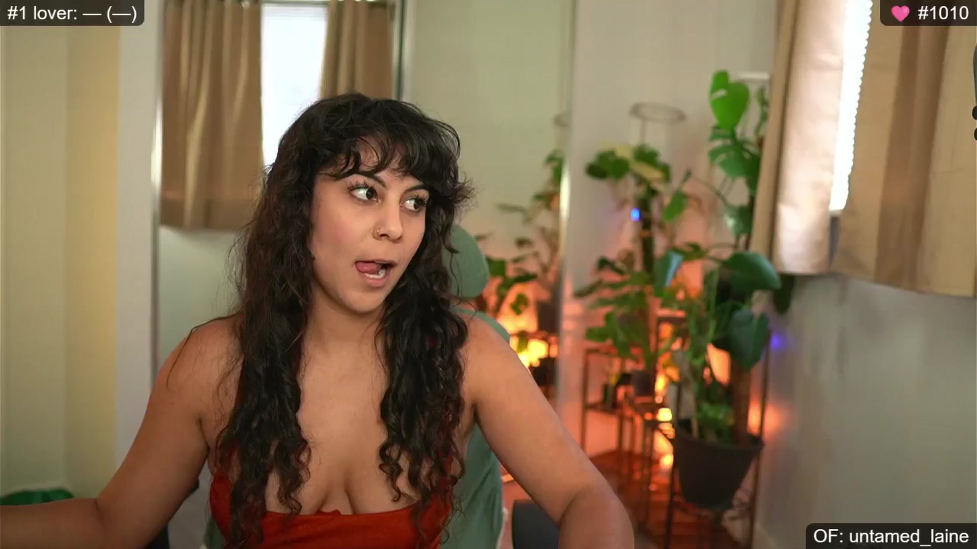 Gallery image thumbnail from e_laine's myfreecams stream on, 09/18/2024, 21:49 image 16 of 20