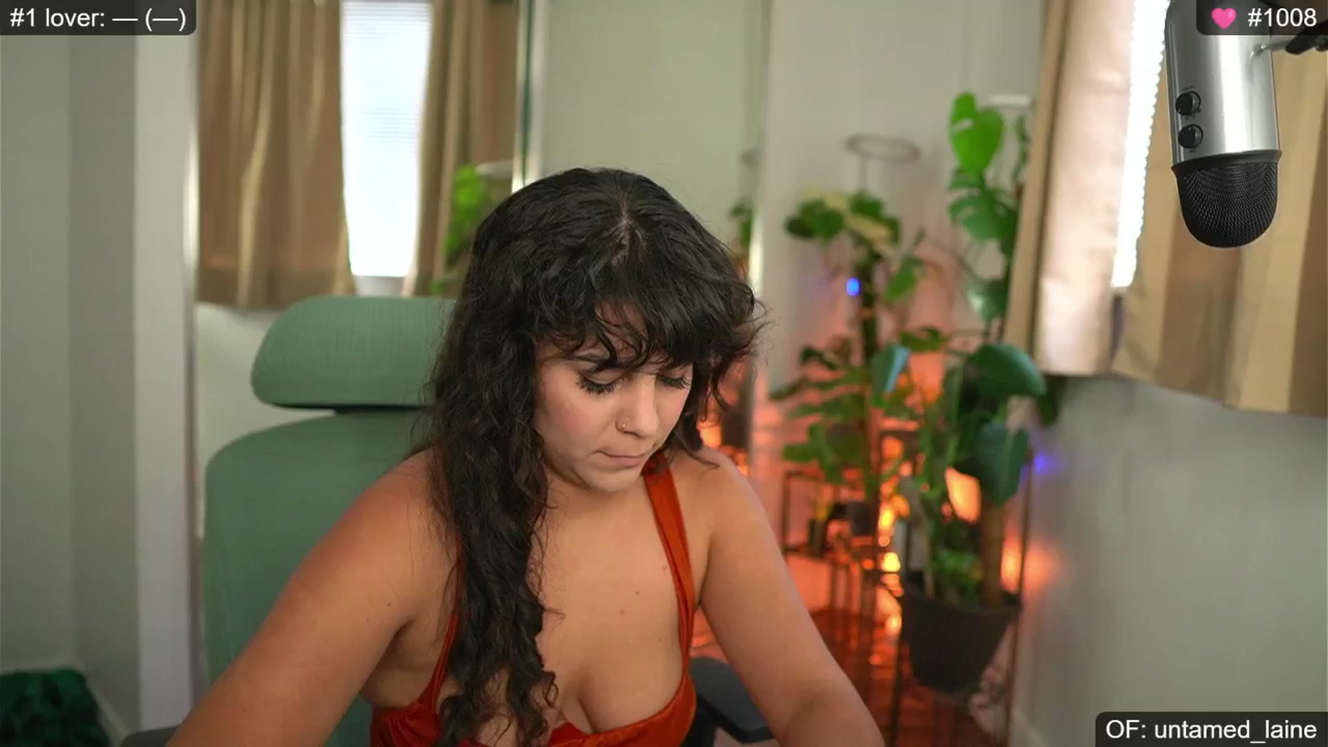 Gallery image thumbnail from e_laine's myfreecams stream on, 09/18/2024, 21:49 image 3 of 20