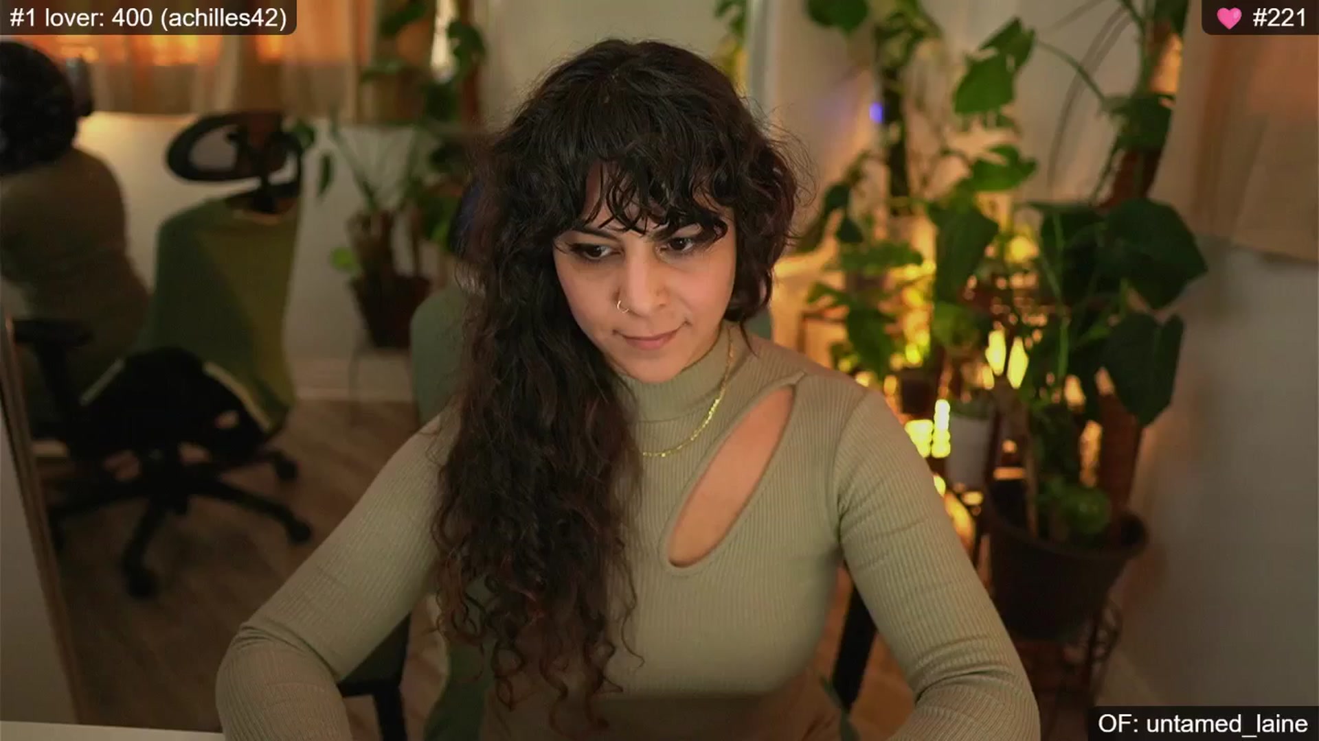Gallery image thumbnail from e_laine's myfreecams stream on, 10/03/2024, 23:39 image 6 of 20