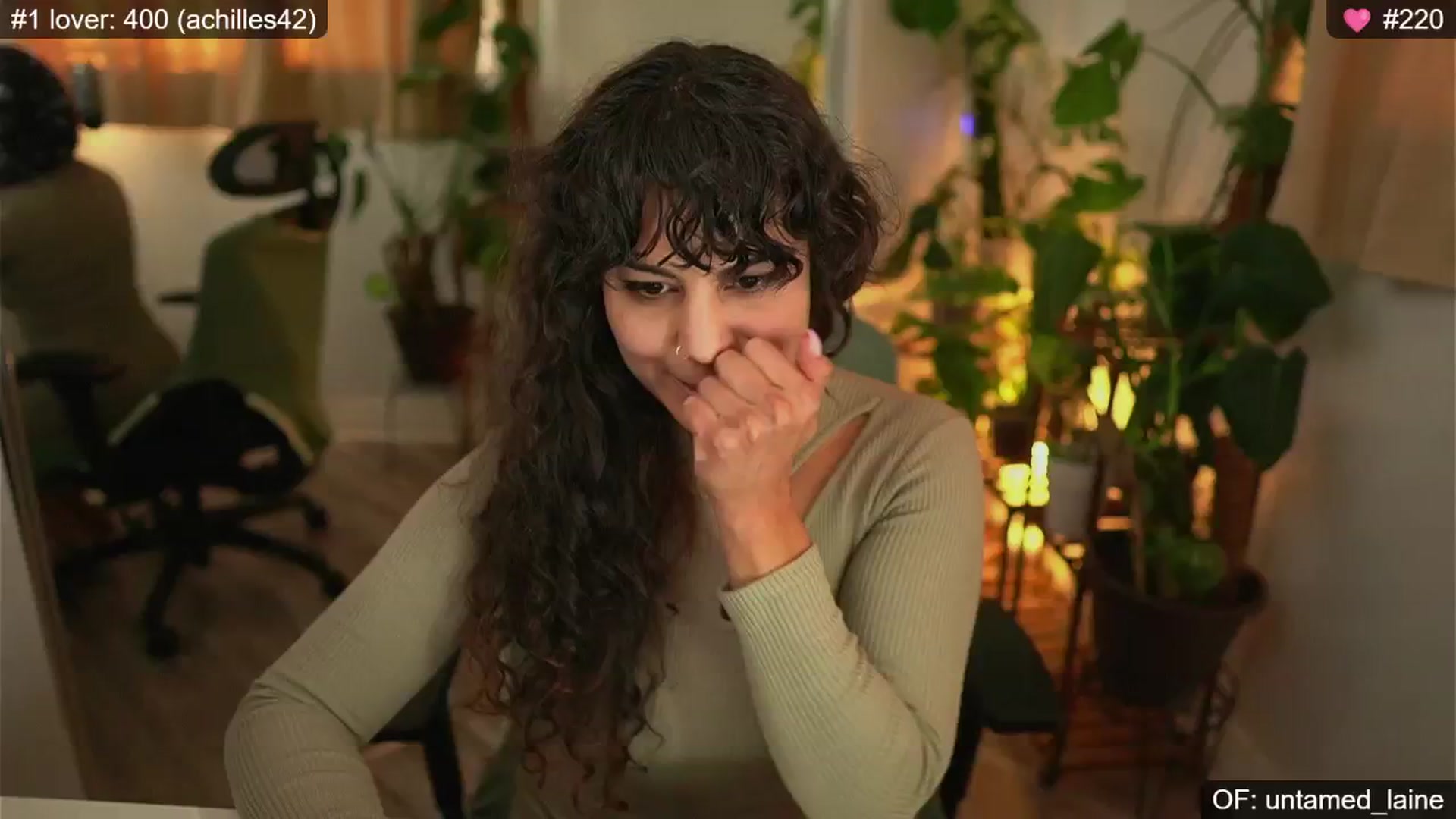 Gallery image thumbnail from e_laine's myfreecams stream on, 10/03/2024, 23:39 image 3 of 20