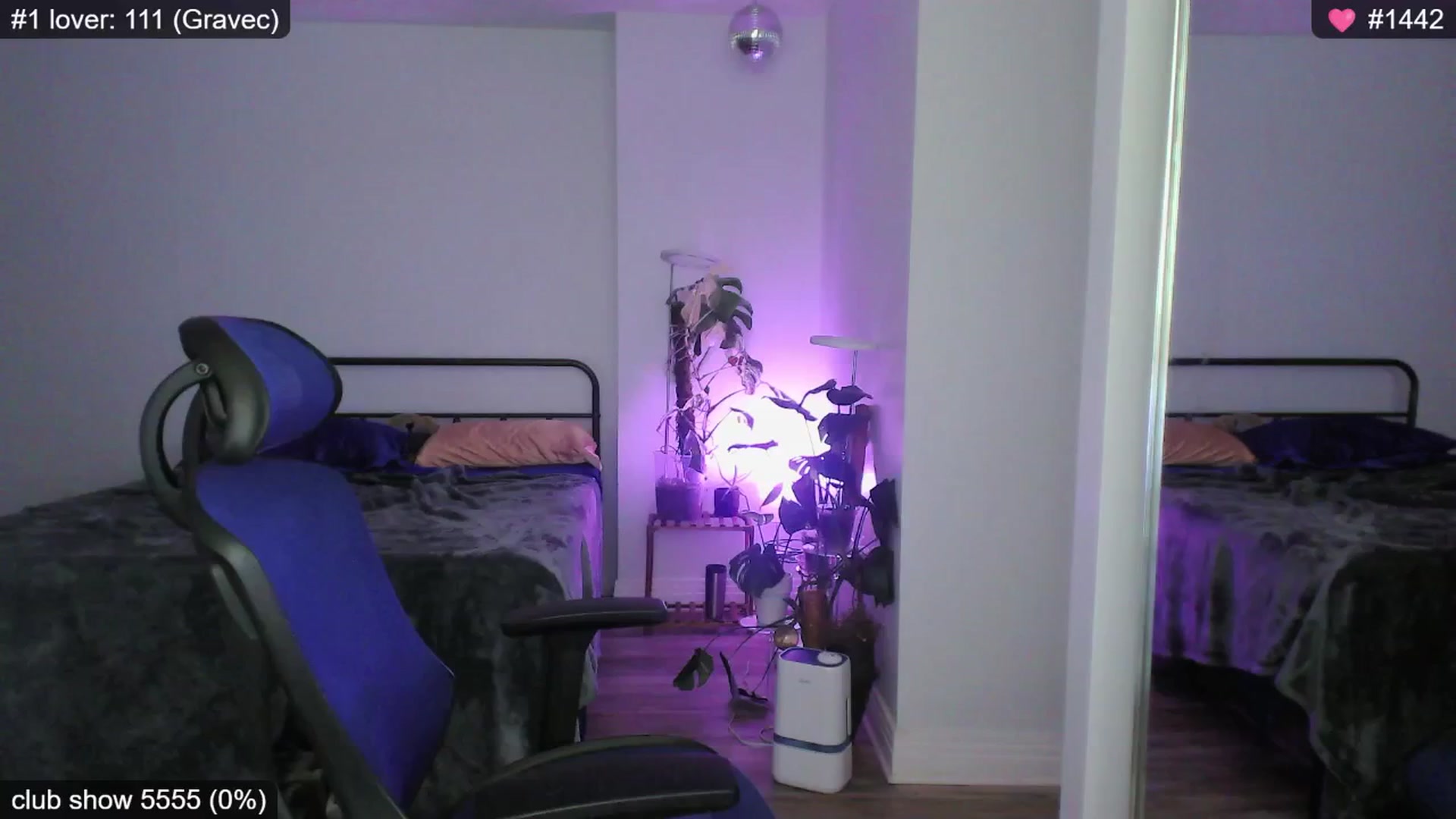 Gallery image thumbnail from e_laine's myfreecams stream on, 01/02/2025, 24:01 image 10 of 20