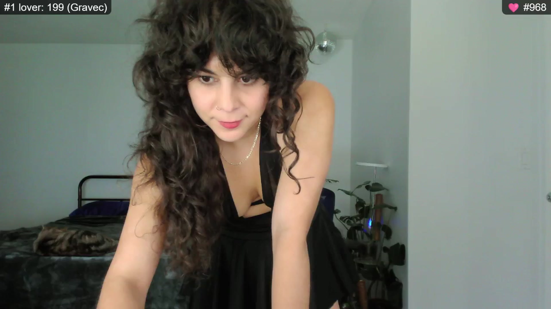 Gallery image thumbnail from e_laine's myfreecams stream on, 01/04/2025, 02:24 image 2 of 20