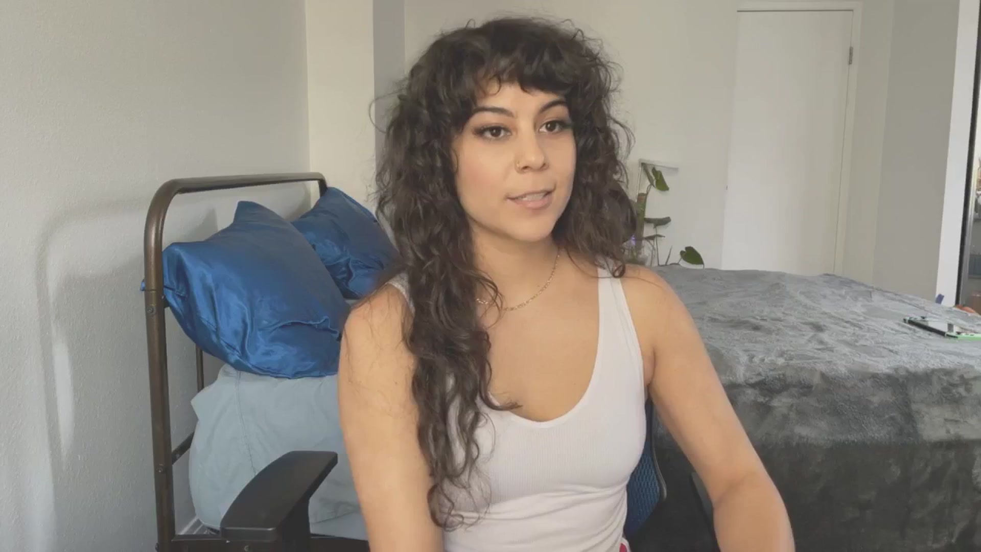 Gallery image thumbnail from e_laine's myfreecams stream on, 03/20/2025, 22:24 image 10 of 20