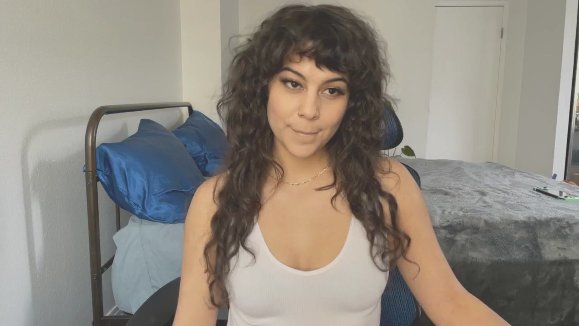 Gallery image thumbnail from e_laine's myfreecams stream on, 03/20/2025, 22:24 image 6 of 20