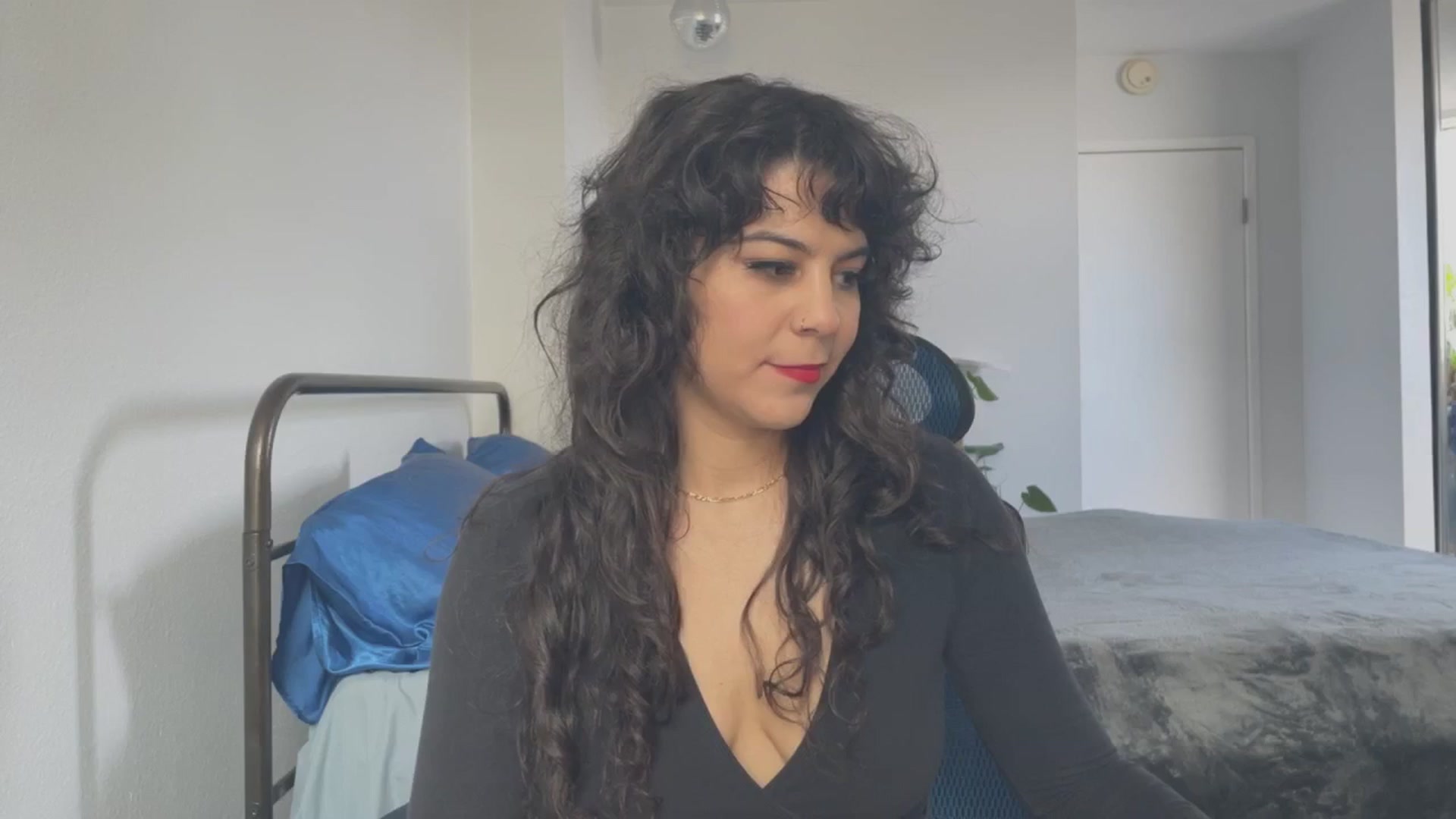 Gallery image thumbnail from e_laine's myfreecams stream on, 03/22/2025, 19:30 image 12 of 20