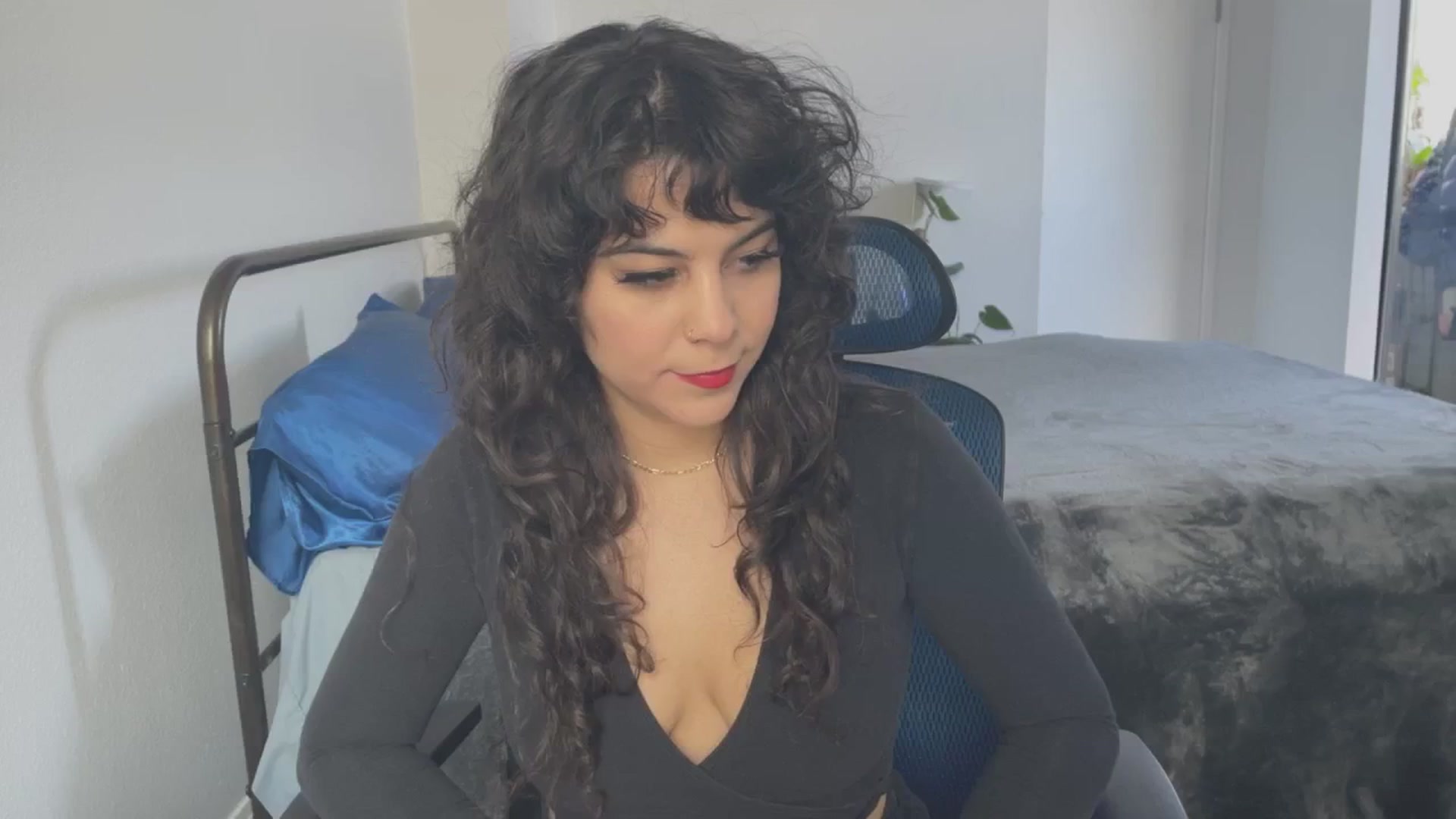 Gallery image thumbnail from e_laine's myfreecams stream on, 03/22/2025, 19:30 image 20 of 20