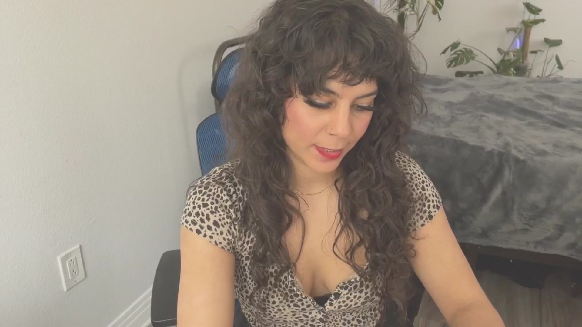 Gallery image thumbnail from e_laine's myfreecams stream on, 03/29/2025, 20:14 image 17 of 20