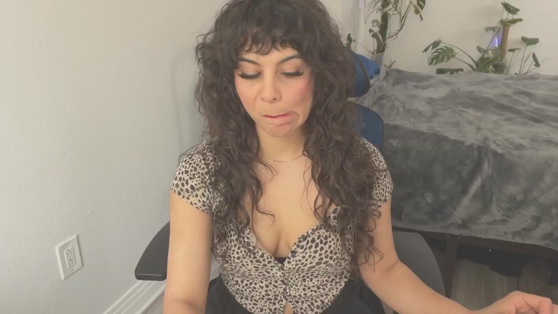 Gallery image thumbnail from e_laine's myfreecams stream on, 03/29/2025, 20:14 image 13 of 20