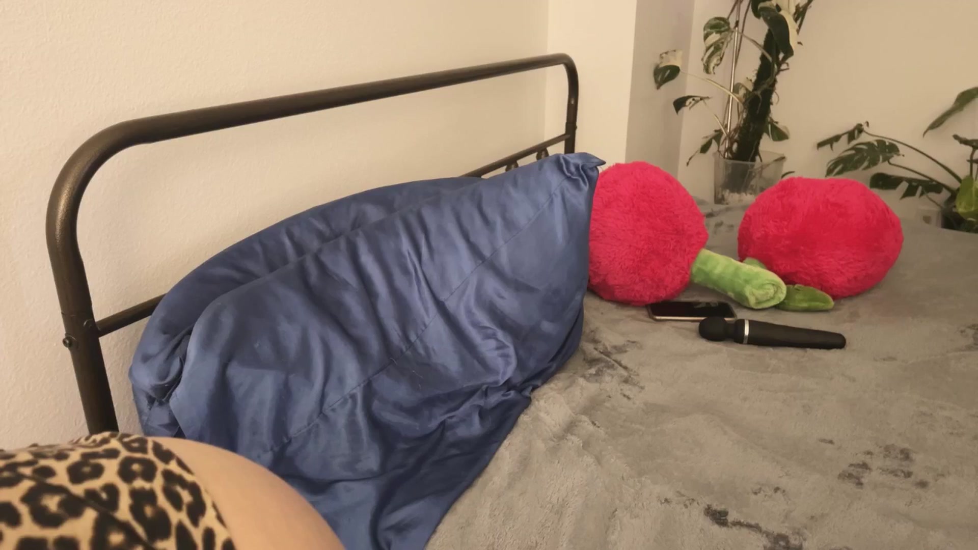 Gallery image thumbnail from e_laine's myfreecams stream on, 05/10/2025, 22:11 image 11 of 20