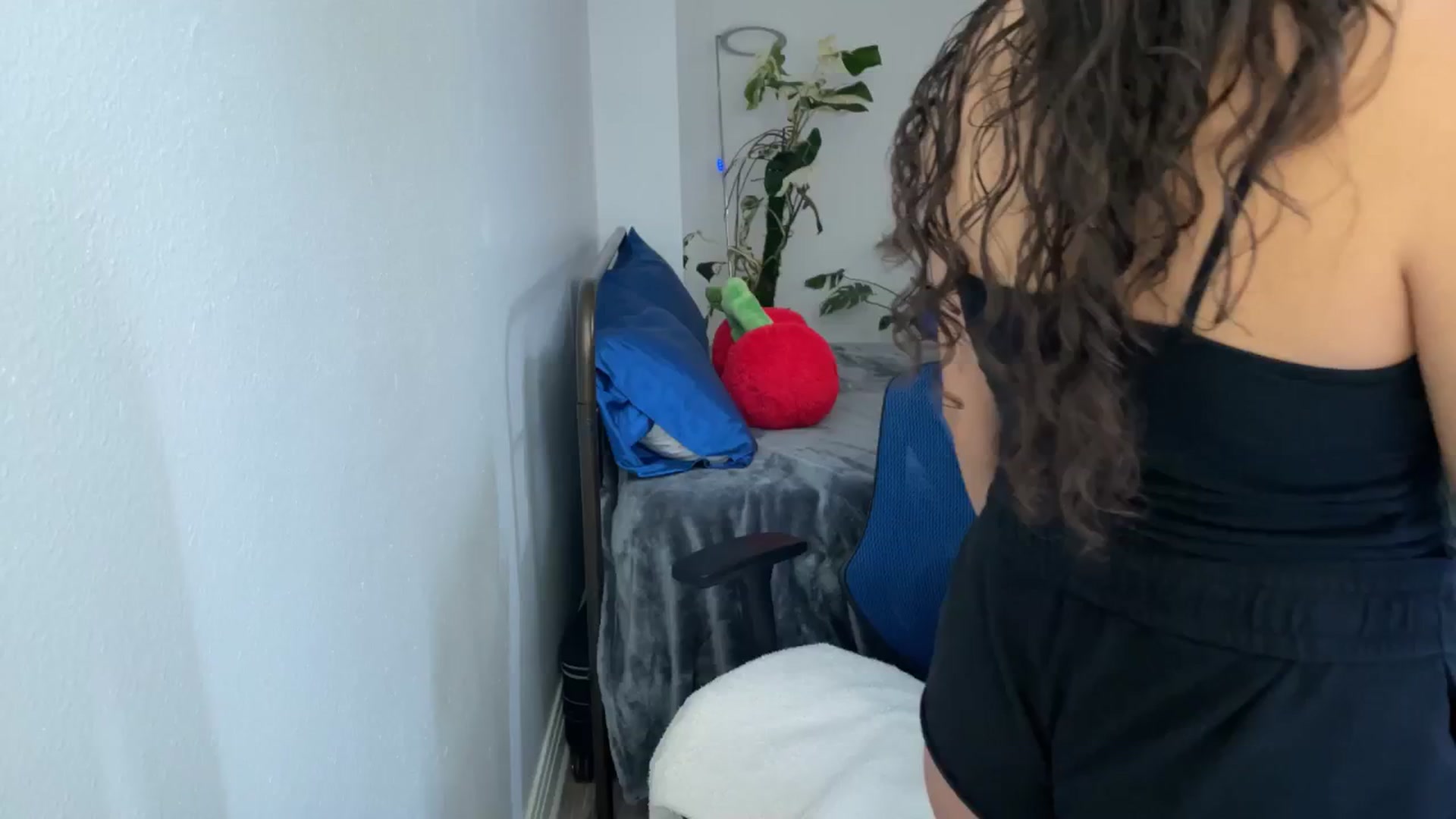 Gallery image thumbnail from e_laine's myfreecams stream on, 05/24/2025, 20:50 image 6 of 20