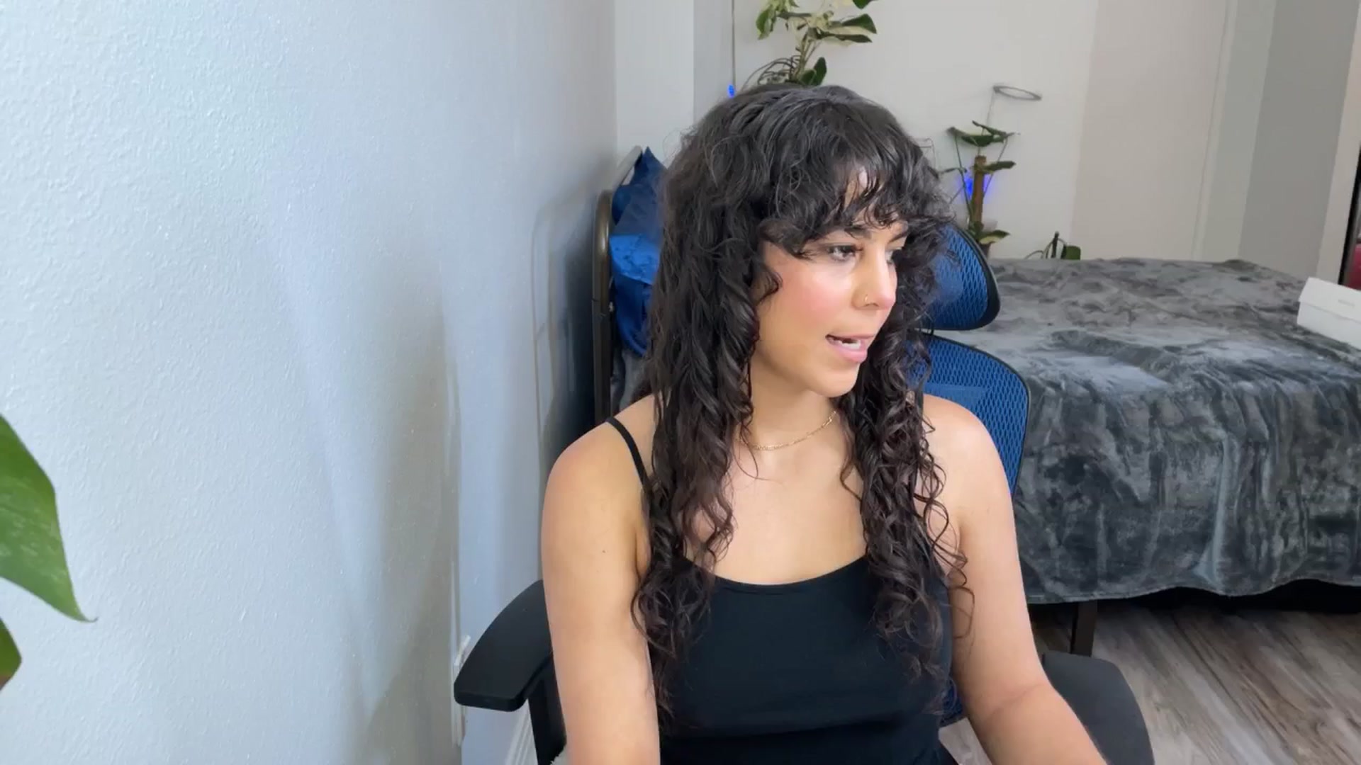 Gallery image thumbnail from e_laine's myfreecams stream on, 05/24/2025, 21:42 image 18 of 20